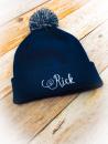Wintermütze mit Schnörkelschrift